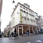 Quentin Arrive Amsterdam