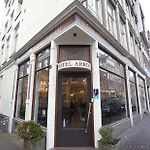 Quentin Arrive Hotel