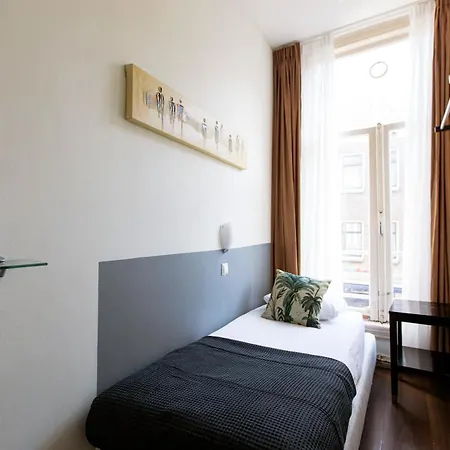 Quentin Arrive Hotel Amsterdam