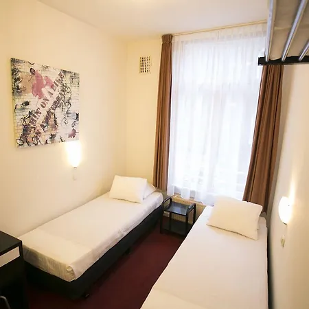 Quentin Arrive Hotell