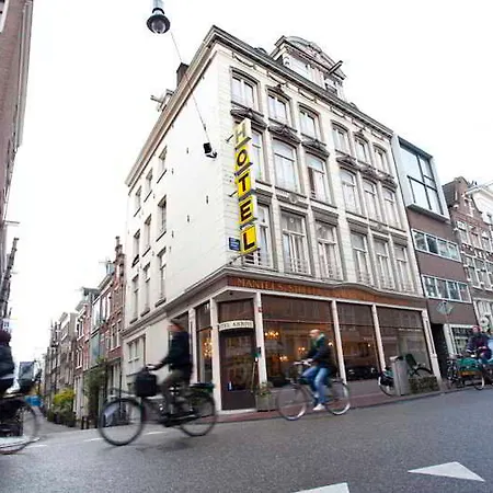 Quentin Arrive Amsterdam