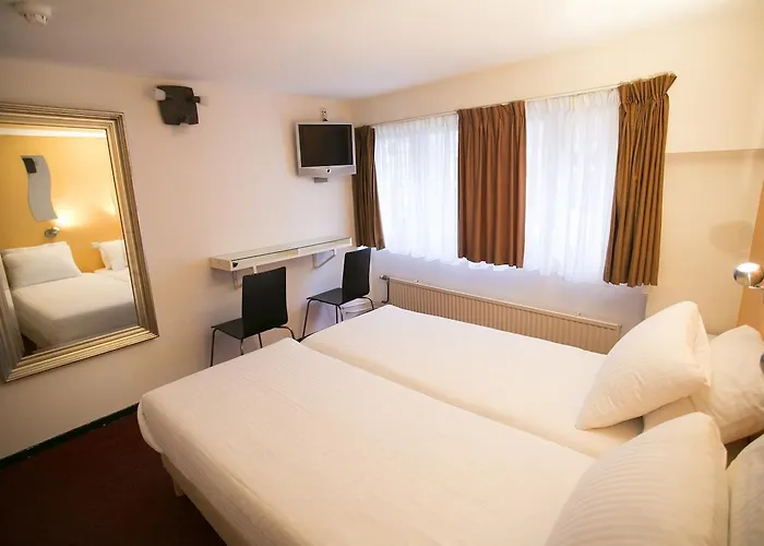 كوينتين آرايف فندق