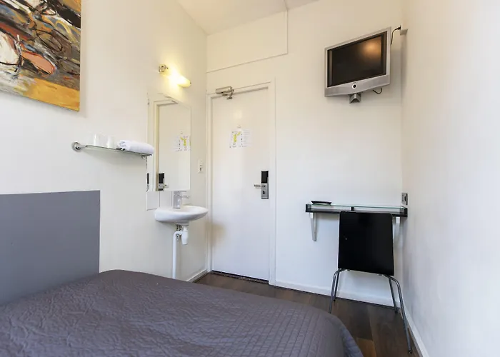 Quentin Arrive * Amszterdam