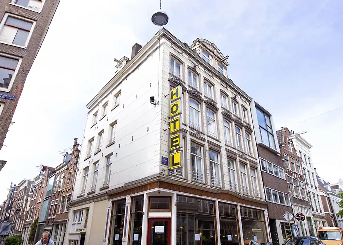 Quentin Arrive Hotel *